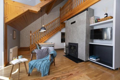 Panticosa Apartment | Ático de Pao by BeValle