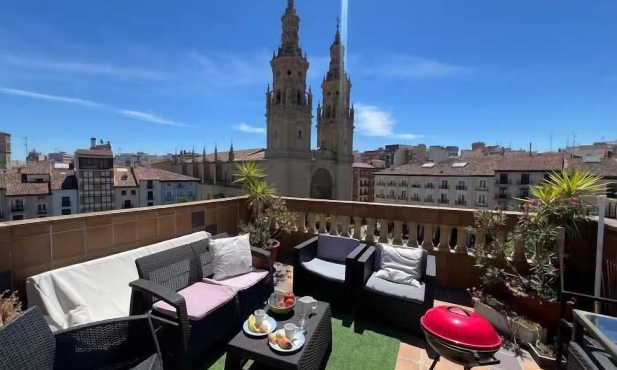 Logrono Historic Centre Apartment | ÁTICO PLAZA CATEDRAL