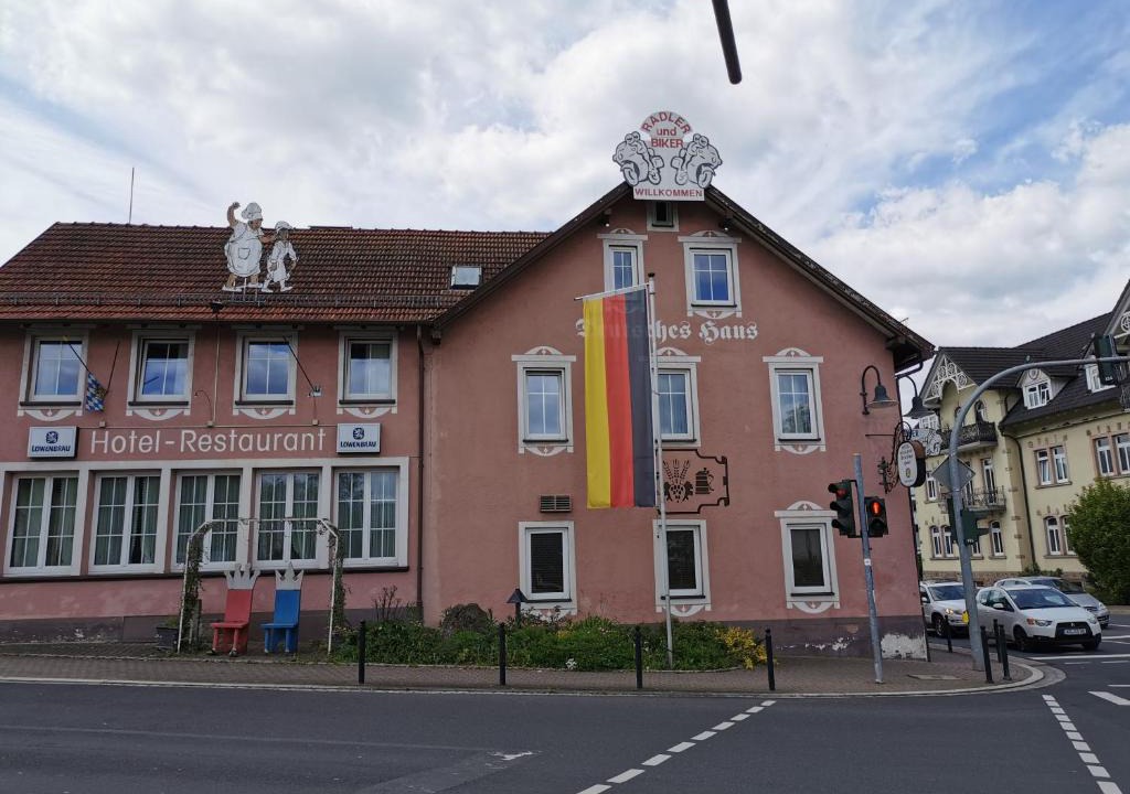 Bad Brueckenau Hotel | 德意志酒店 Hotel Deutsches Haus