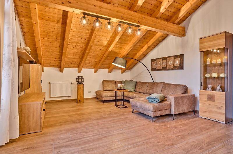 Silberberg Apartment | 100 m² Apartment ∙ 2 bedrooms ∙ 4 guests
