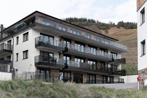 Serfaus Apartment | 100 m² Serviced apartment ∙ 2 bedrooms ∙ 8 guests