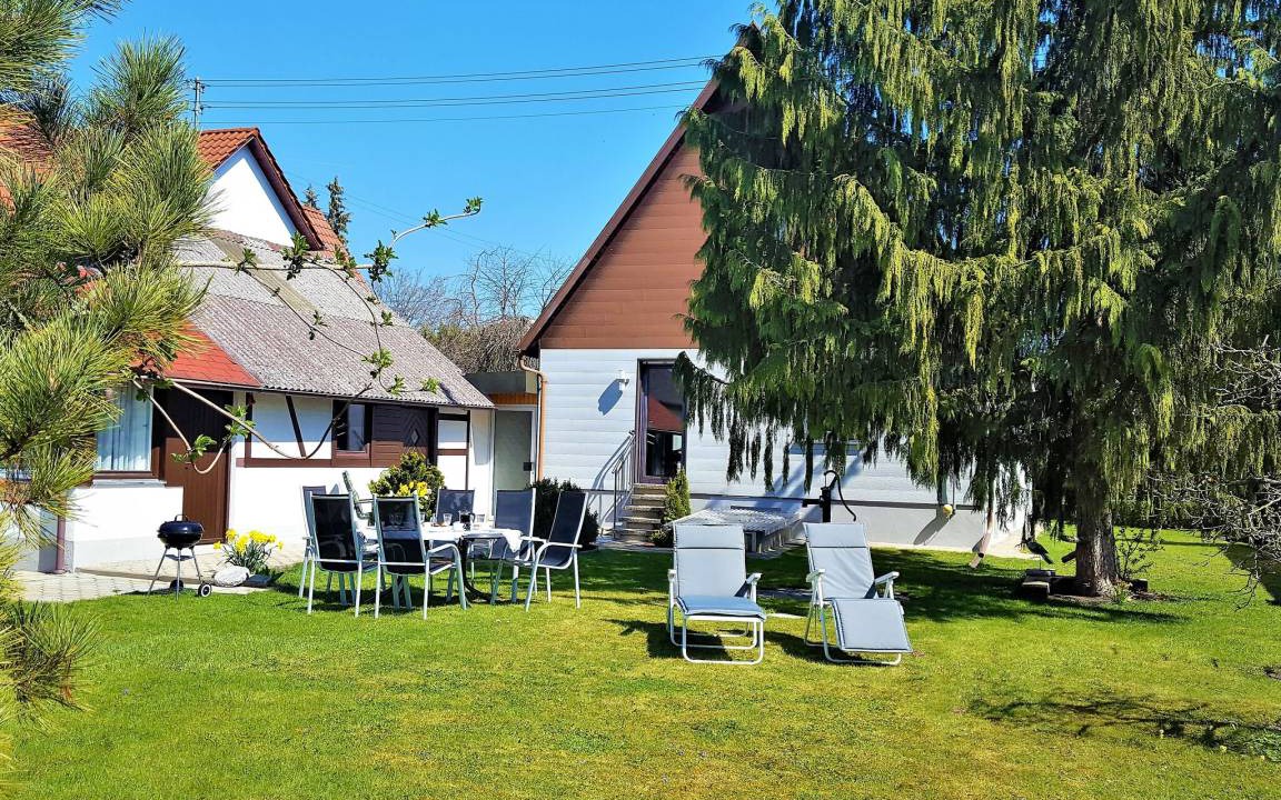 Guenzburg House | 110 m² House ∙ 2 bedrooms ∙ 6 guests