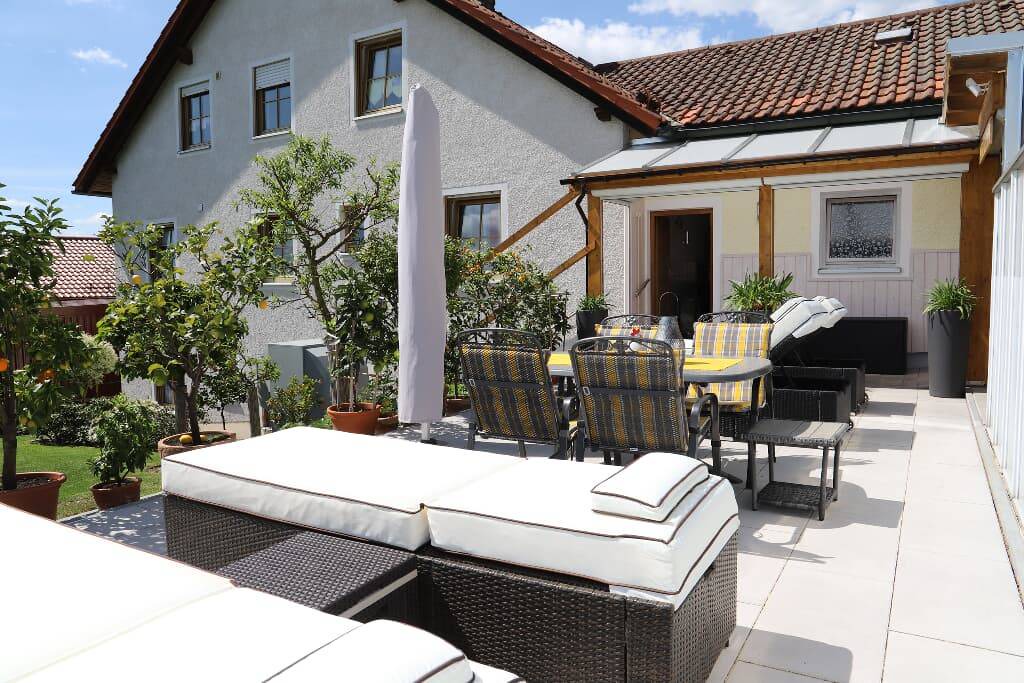 Friedenfels Apartment | 115 m² Apartment ∙ 2 bedrooms ∙ 4 guests