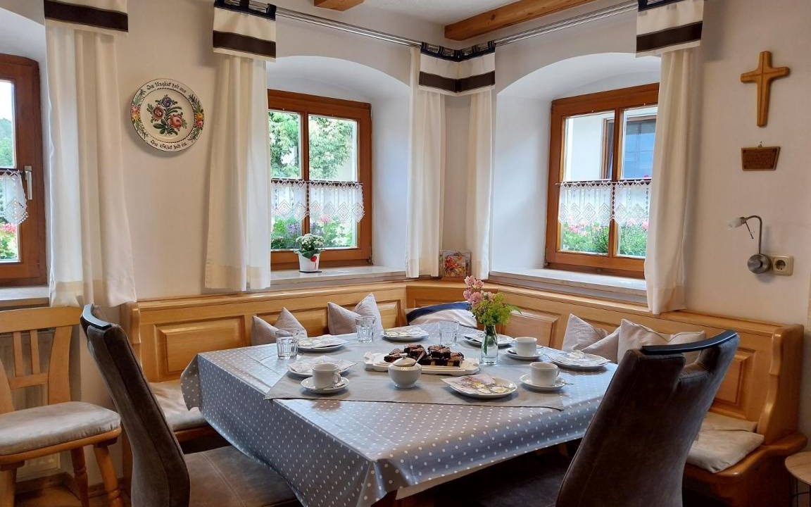 Michelsneukirchen House | 115 m² House ∙ 3 bedrooms ∙ 6 guests