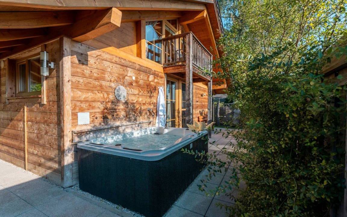 Ainring Ski Chalet | 120 m² Chalet ∙ 2 bedrooms ∙ 4 guests