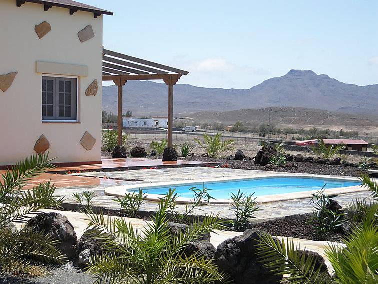 Tuineje House | 124 m² House ∙ 3 bedrooms ∙ 2 guests