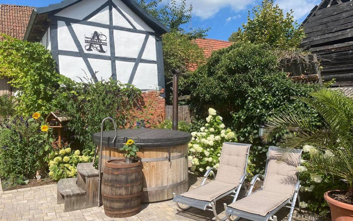 Stetten House | 130 m² House ∙ 2 bedrooms ∙ 4 guests