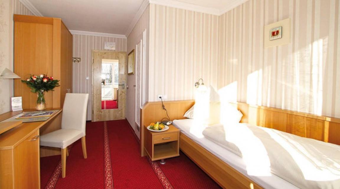 Oy Hotel | 16 m² Hotel ∙ 1 bedroom ∙ 1 guest