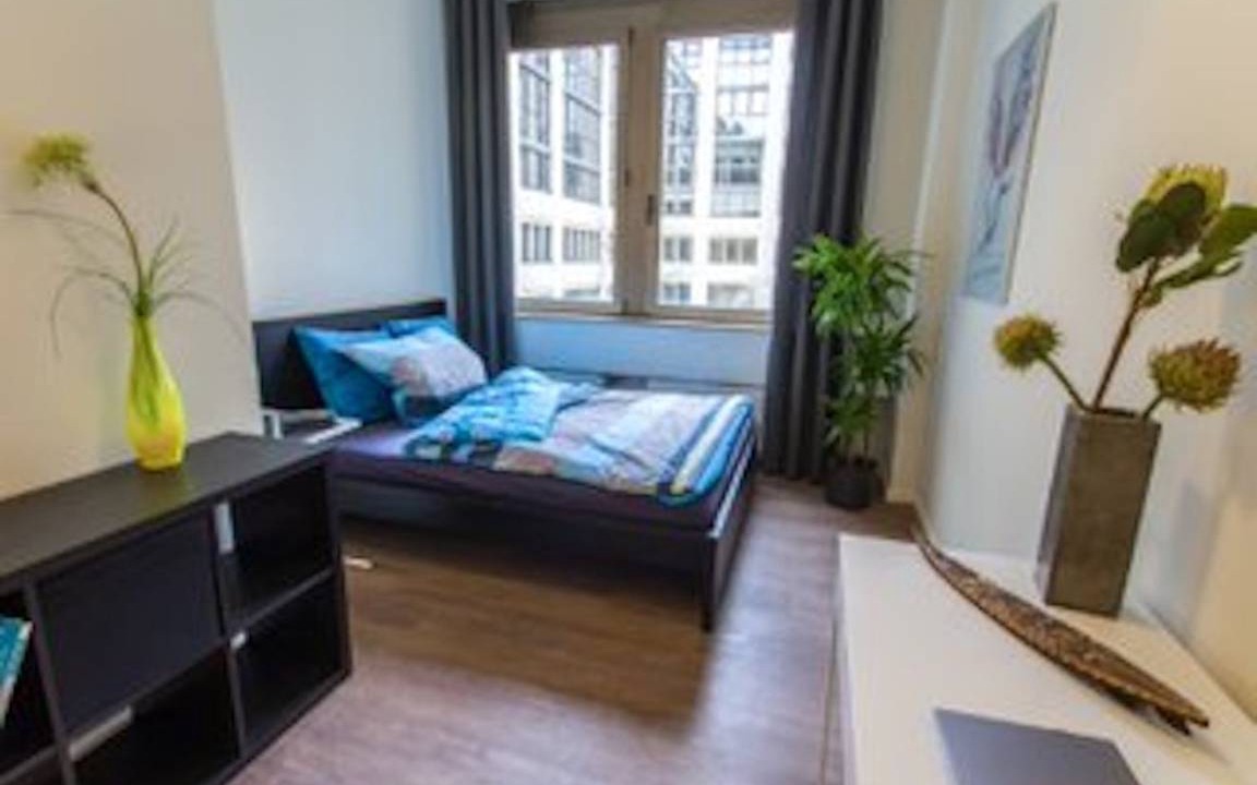 Neuperlach Resort | 170 m² Private room ∙ 1 bedroom ∙ 1 guest