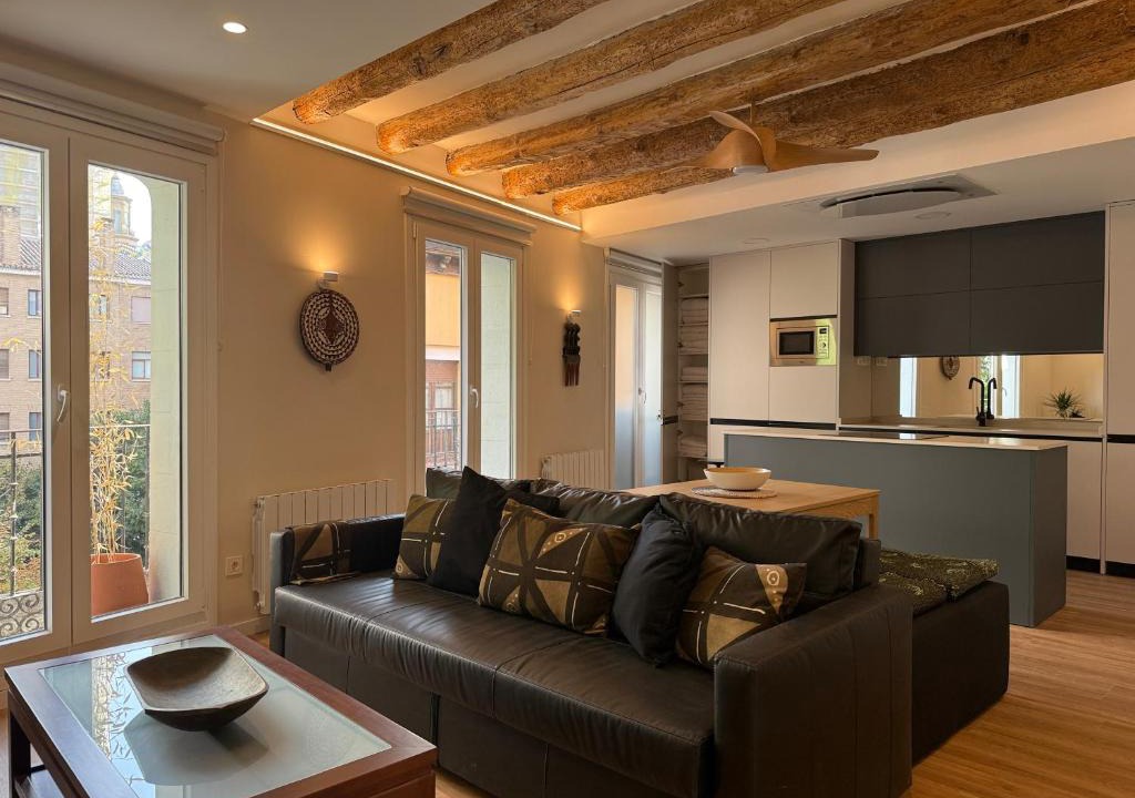 Zaragoza Old Town Apartment | 18 Torres - Vistas al Pilar