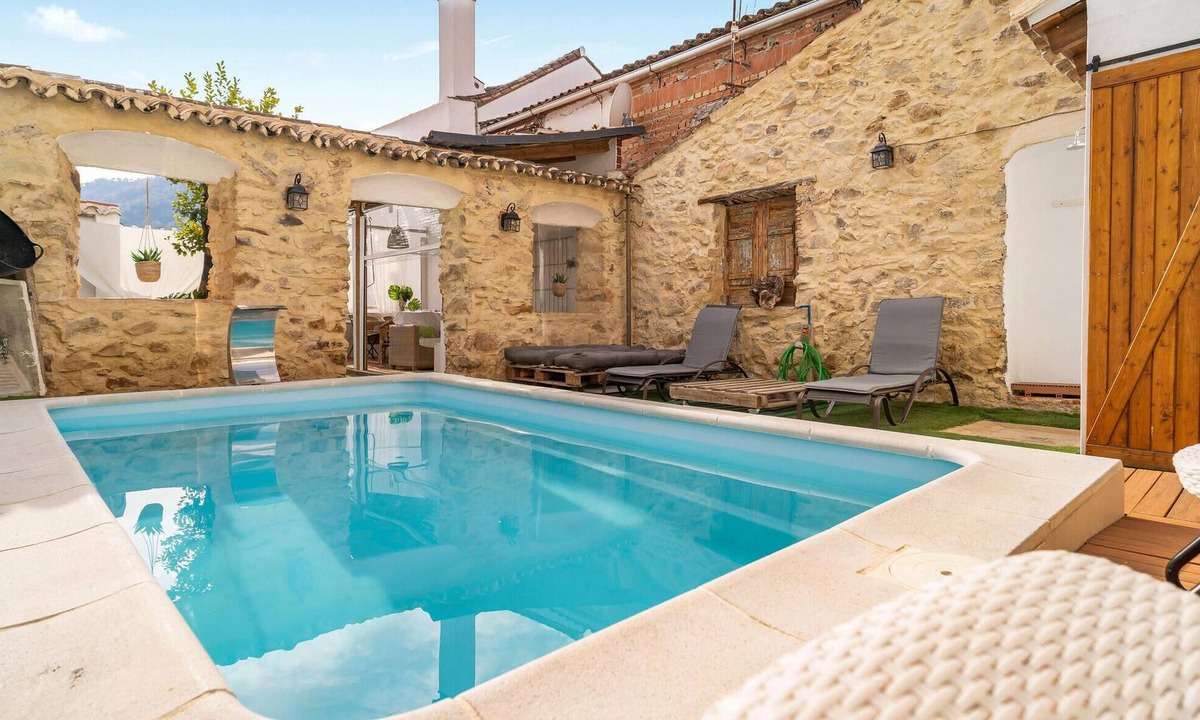El Colmenar House | 2 bedroom nice home in El Colmenar