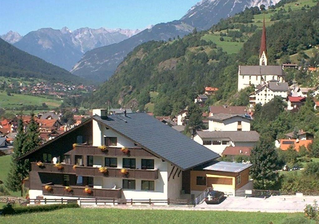 Oetz Hotel | 22 m² Hotel ∙ 1 bedroom ∙ 3 guests