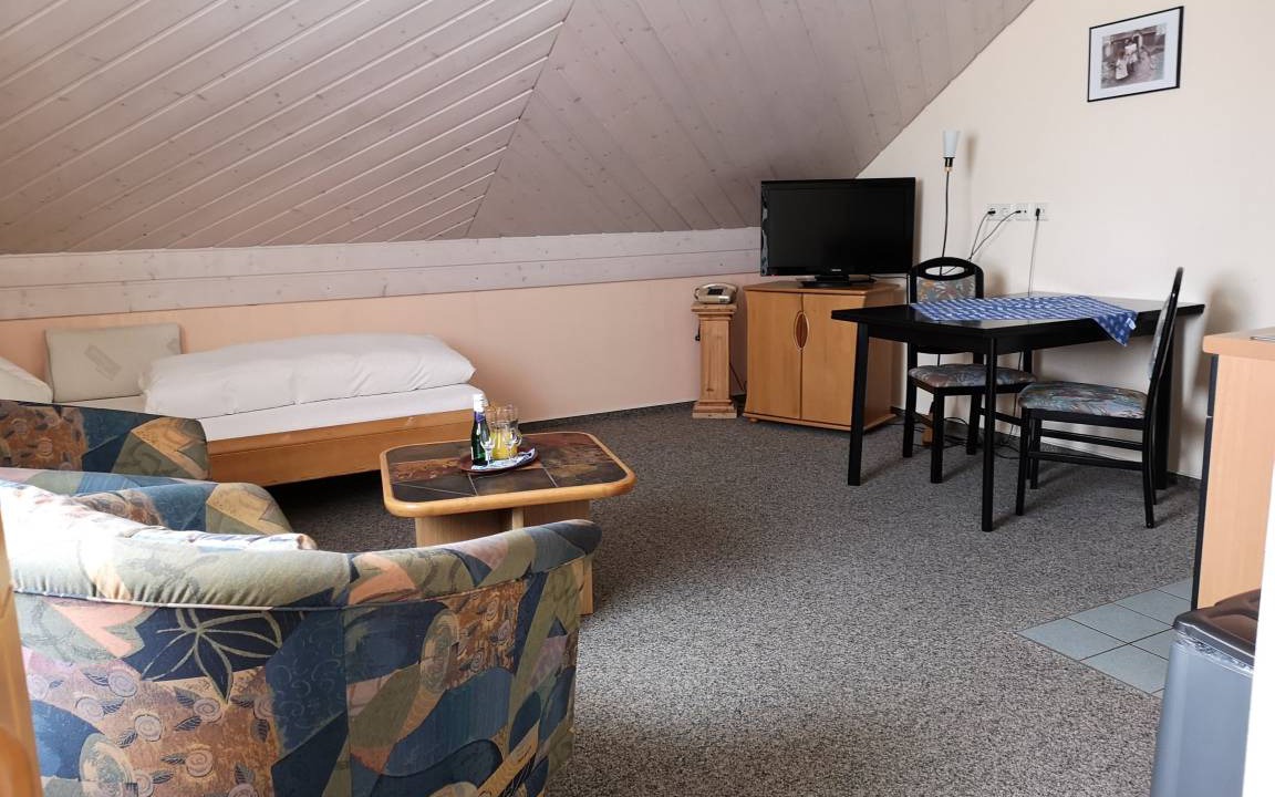 Bad Goegging Apartment | 23 m² Apartment ∙ 1 bedroom ∙ 1 guest