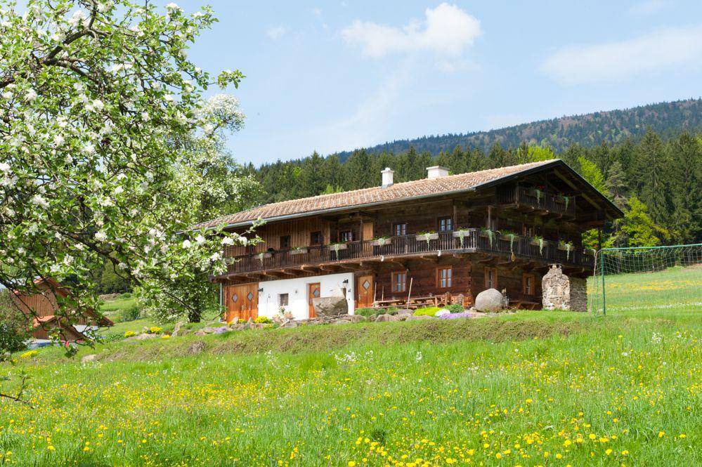 Arnbruck House | 240 m² House ∙ 5 bedrooms ∙ 10 guests