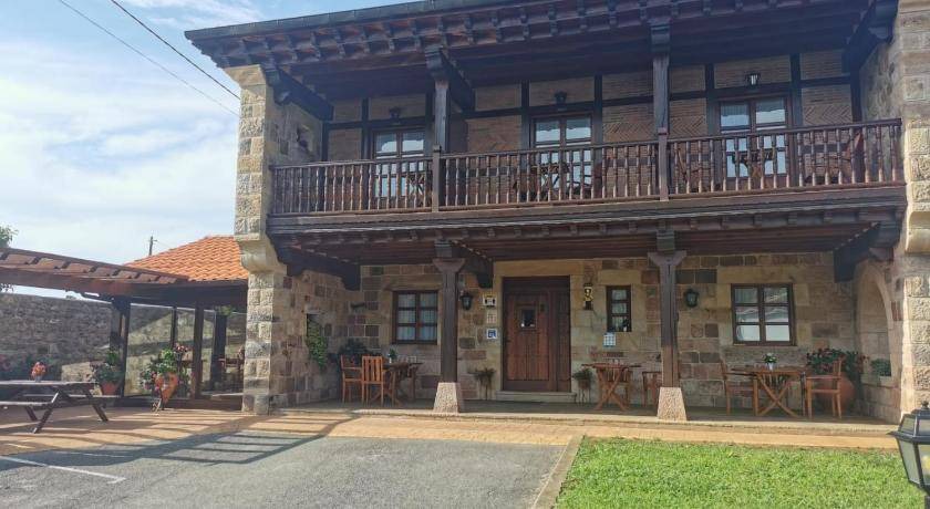 Orena House | 250 m² House ∙ 8 bedrooms ∙ 16 guests