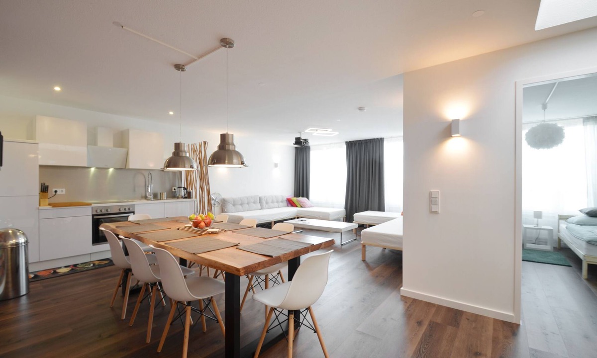 Obersendling Apartment | 3 Bathroom - Rhapsody In Roof - Penthouse