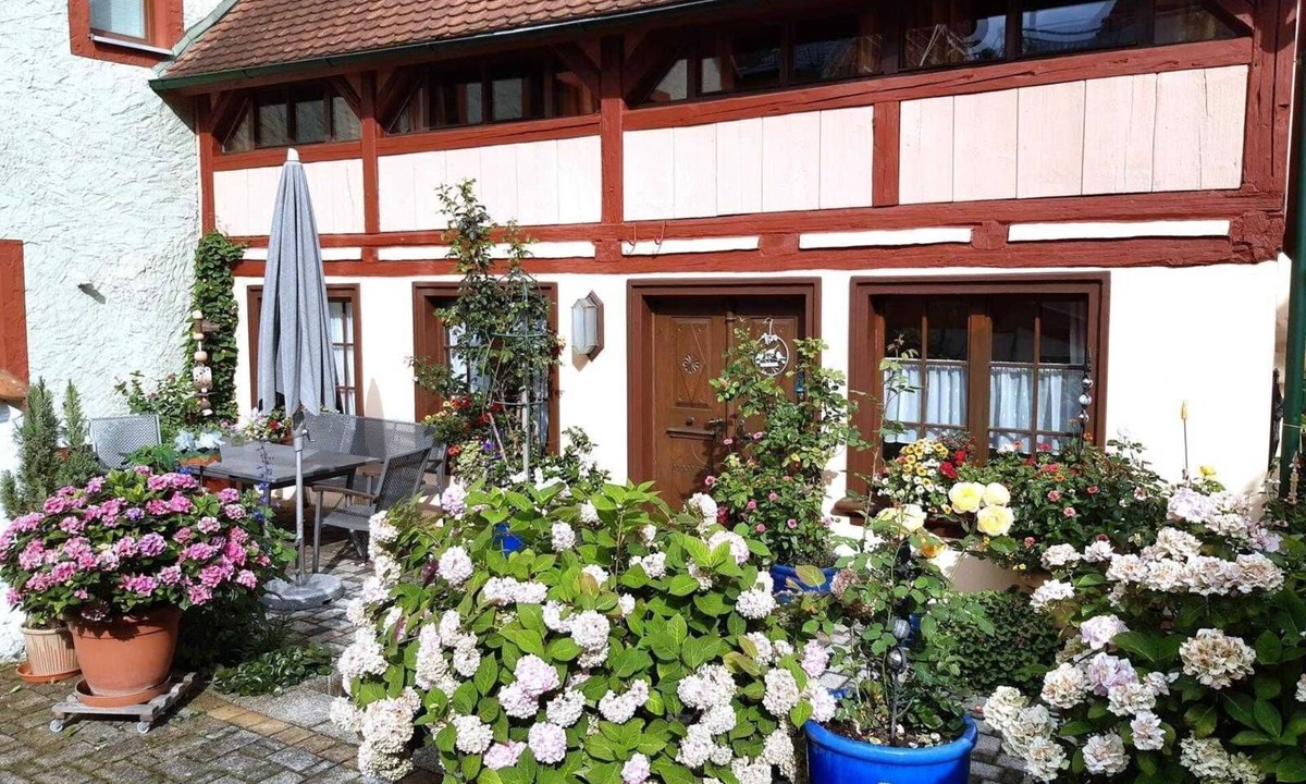 Hollfeld House | 3 Bedrooms Private Vacation Home In Hollfeld