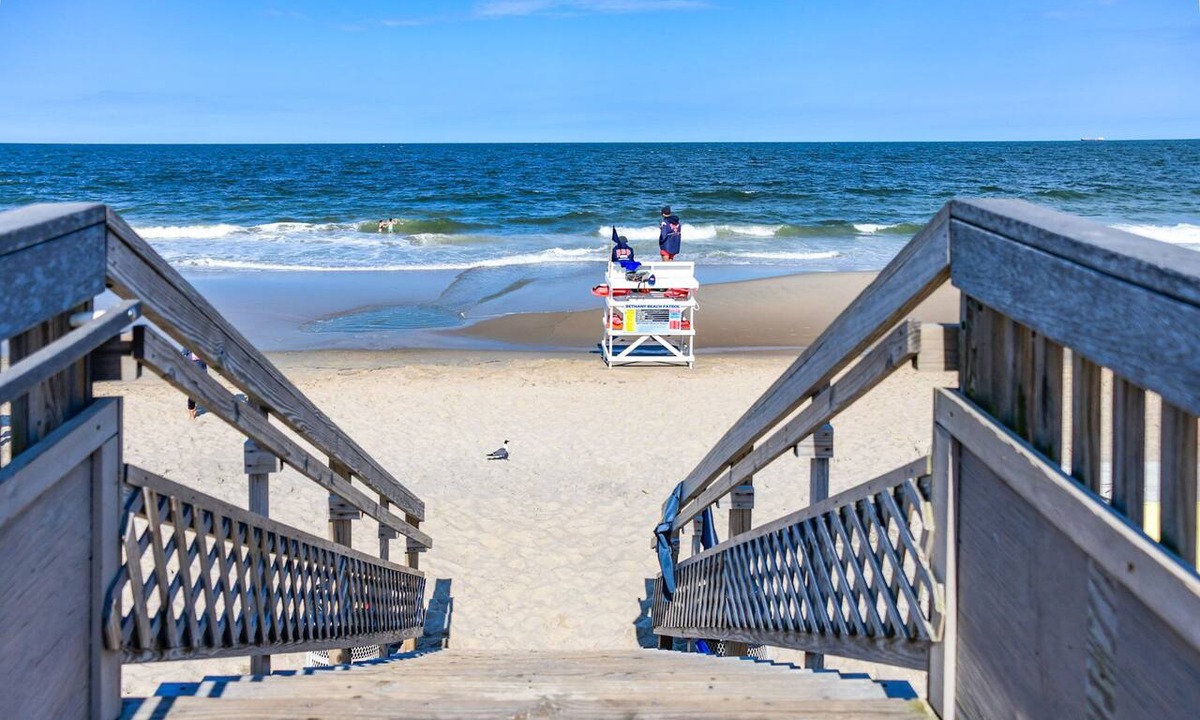 Bethany Beach Cottage | 30% DISCOUNT FOR THE WEEK OF 5 SEP TO 12SEP Original Beach Styled Cottage