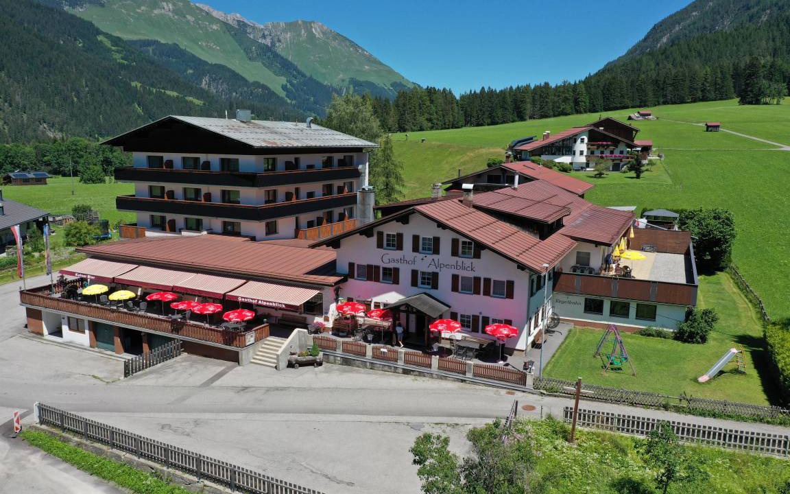 Bach Hotel | 30 m² Hotel ∙ 1 bedroom ∙ 2 guests