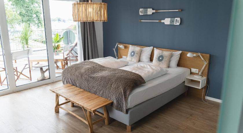 Seeon-Seebruck Hotel | 30 m² Hotel ∙ 4 guests