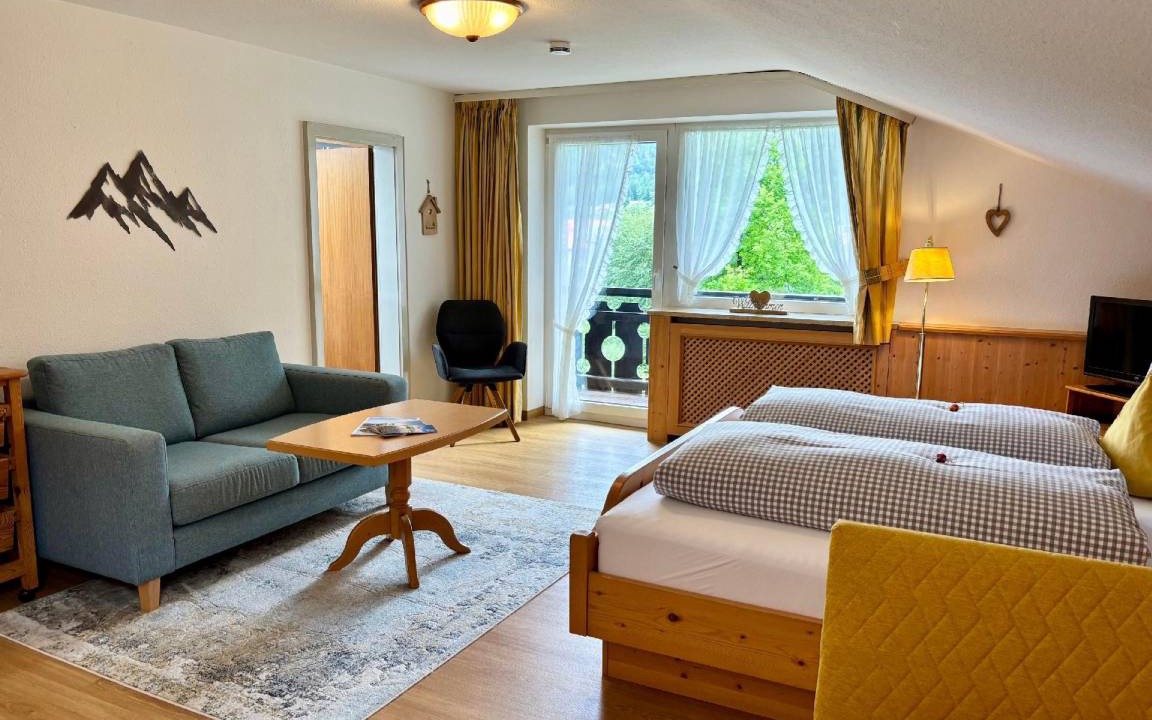 Mittenwald Apartment | 36 m² Apartment ∙ 2 guests