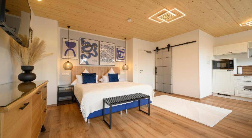Dillingen an der Donau Bed & Breakfast | 38 m² Bed and breakfast ∙ 7 guests