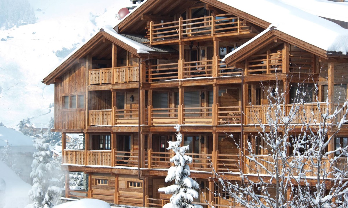 Verbier Ski Chalet | 4 bedroom Luxury Alpine retreat perfectly located, 2 minutes to Medran ski lift