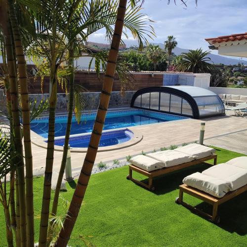 Puerto de la Cruz Villa | 4 Bedroom Villa Pto Cruz-Private Pool-Jacuzzi-WiFi
