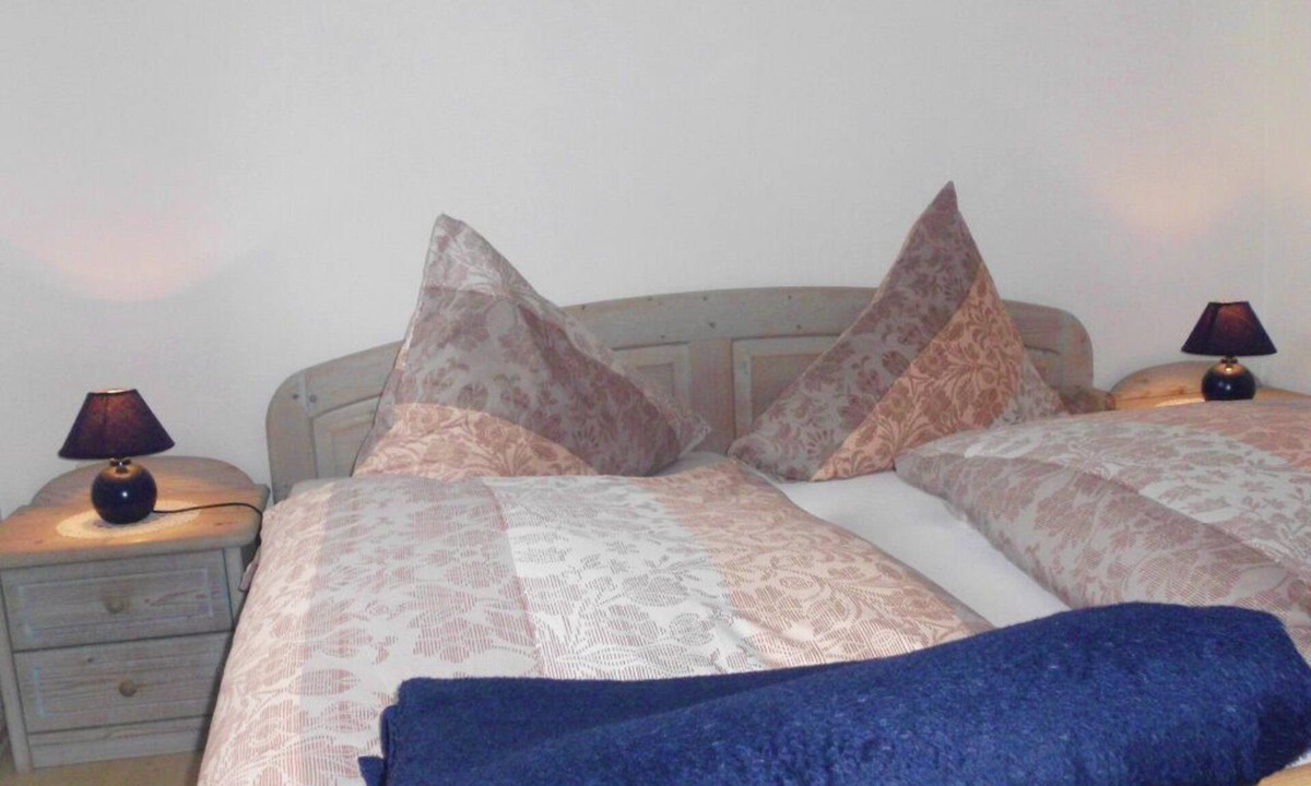 Bad Birnbach Apartment | 40qm-großes Appartment mit Balkon für 1-2 Personen