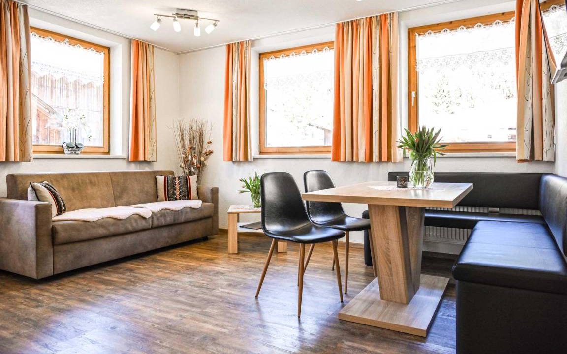 Elbigenalp Apartment | 43 m² Apartment ∙ 1 bedroom ∙ 4 guests
