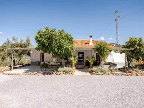 Comares Villa | 5-Bedroom Villa with Pool, Swimjet and Jacuzzi