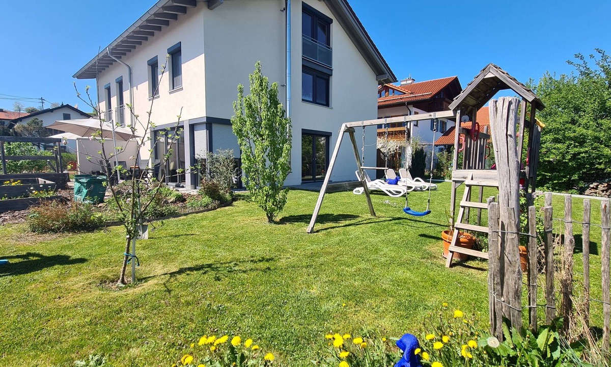 Lechbruck Villa | 5 star FERIENVILLA on 150 square meters with large garden in the Allgäu (KÖNIGSCARD INCL)