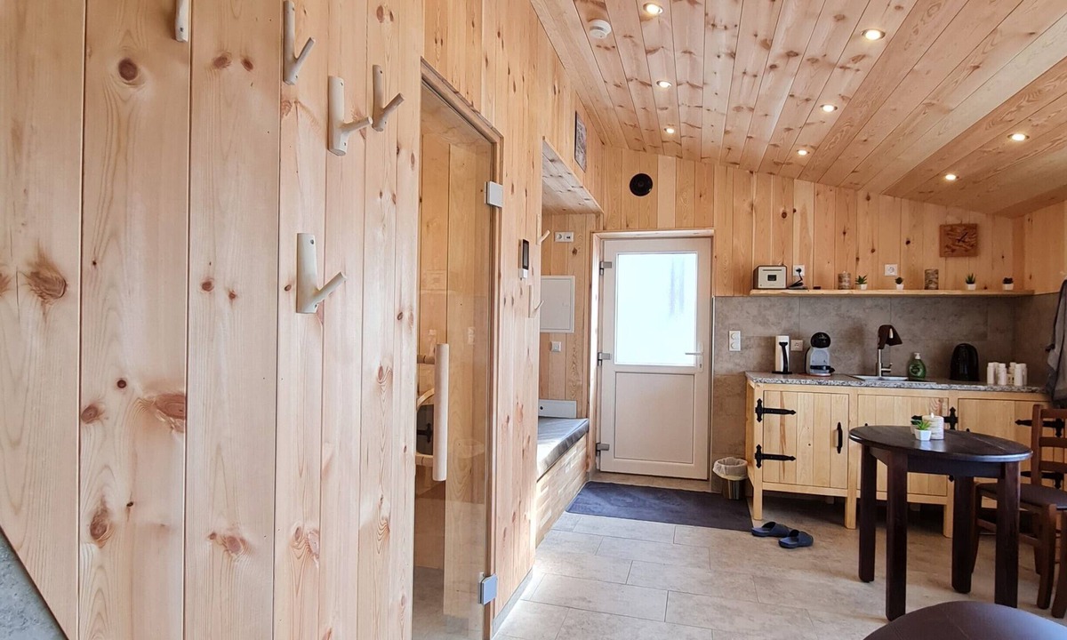 Brennberg Apartment | 5-star vacation home with private terrace