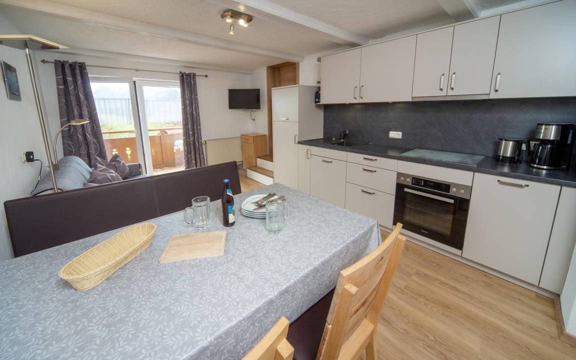 Hopferau Apartment | 50 m² Apartment ∙ 1 bedroom ∙ 4 guests