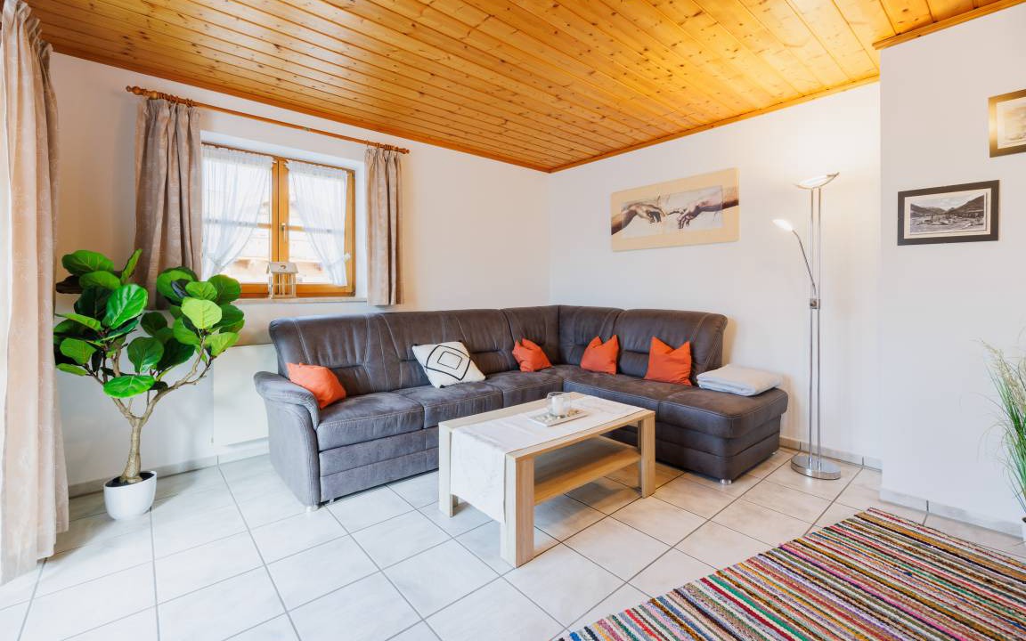 Sankt Valentin Apartment | 54 m² Apartment ∙ 2 guests