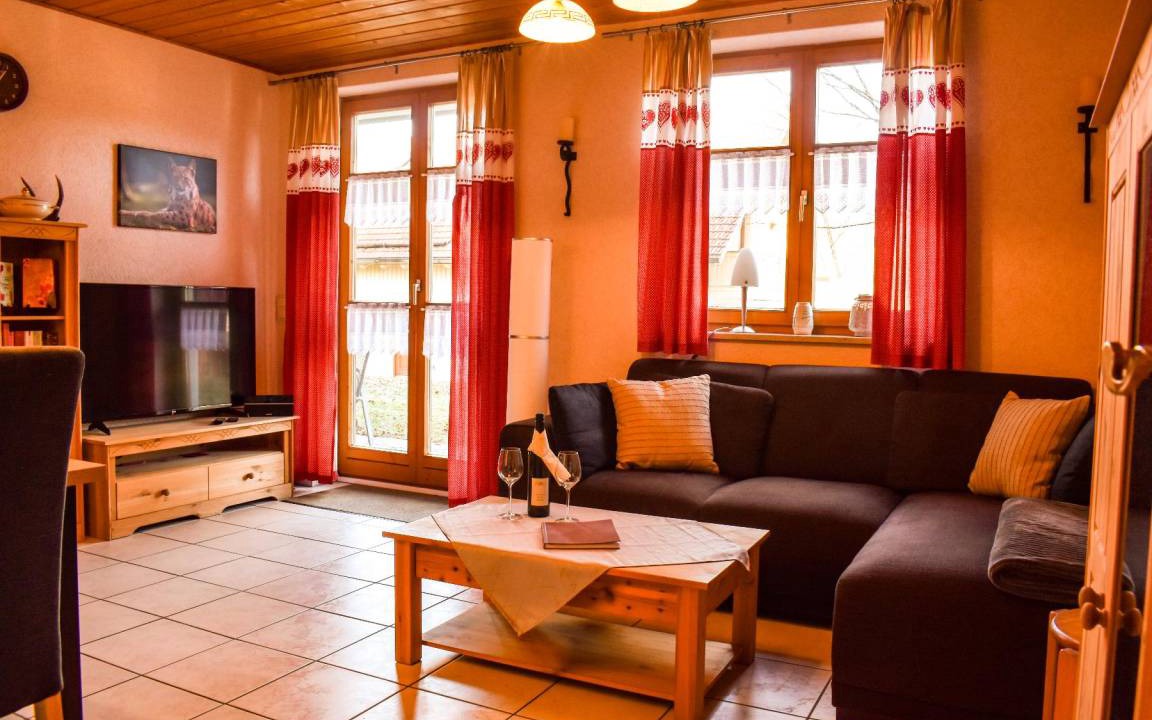 Schwarzenbach Apartment | 55 m² Apartment ∙ 2 bedrooms ∙ 2 guests