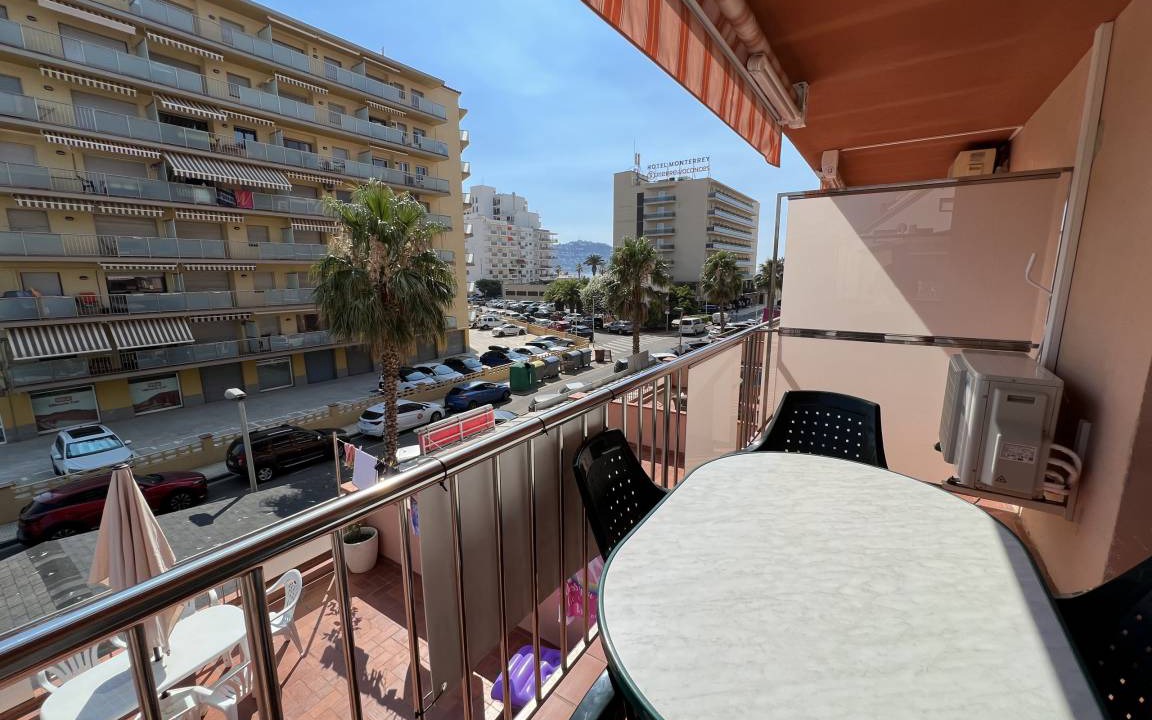 Santa Margarida Apartment | 60 m² Apartment ∙ 2 bedrooms ∙ 6 guests