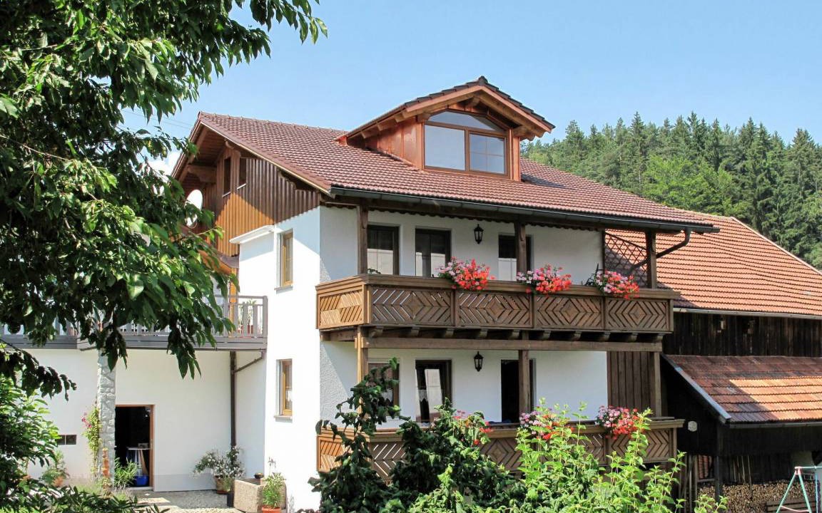 Fahrnbach Apartment | 60 m² Apartment ∙ 2 bedrooms ∙ 4 guests