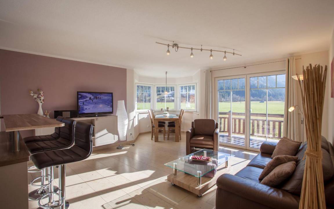 Farchant Apartment | 65 m² Apartment ∙ 2 bedrooms ∙ 4 guests