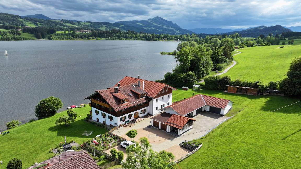 Sulzberg Apartment | 65 m² Apartment ∙ 2 bedrooms ∙ 4 guests