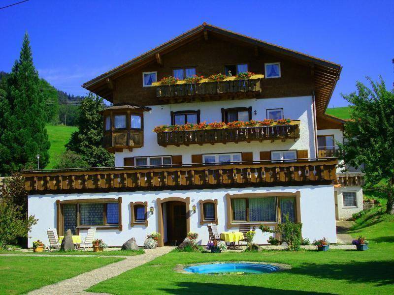 Ofterschwang Apartment | 66 m² Apartment ∙ 2 bedrooms ∙ 5 guests