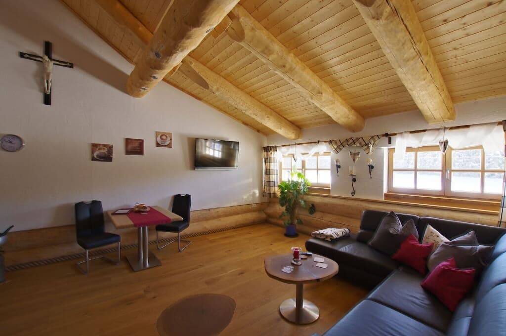 Untertraubenbach Apartment | 70 m² Apartment ∙ 1 bedroom ∙ 2 guests