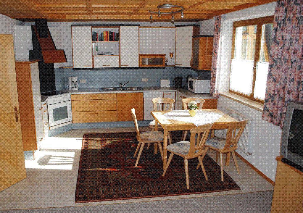 Obsteig Apartment | 70 m² Apartment ∙ 2 bedrooms ∙ 3 guests