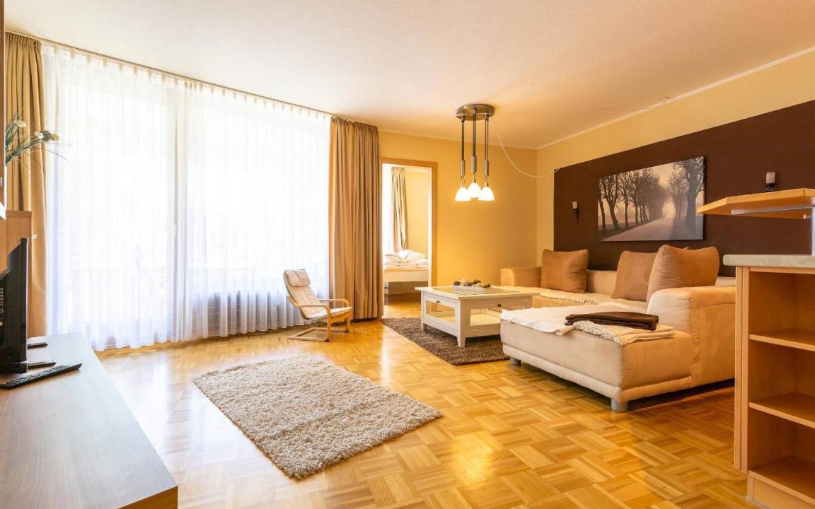Immenstaad am Bodensee Apartment | 70 m² Apartment ∙ 1 bedroom ∙ 5 guests