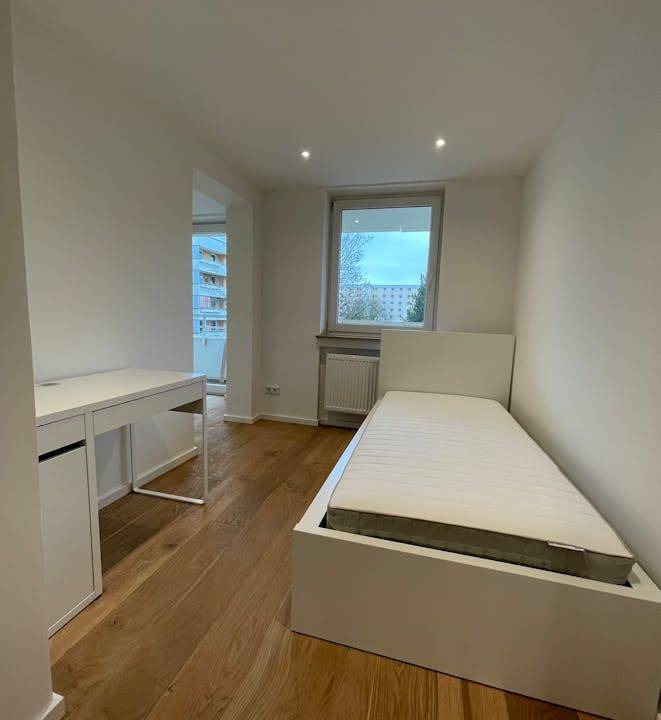Neuperlach Resort | 70 m² Private room ∙ 1 bedroom ∙ 1 guest