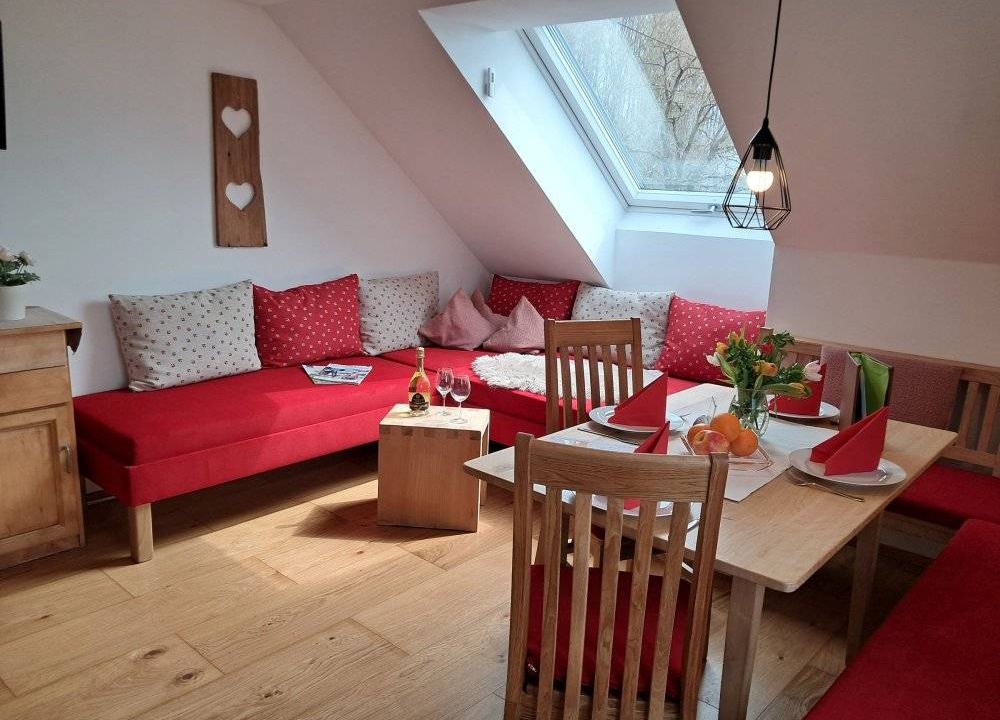 Unterallgau Apartment | 74 m² Apartment ∙ 3 bedrooms ∙ 5 guests