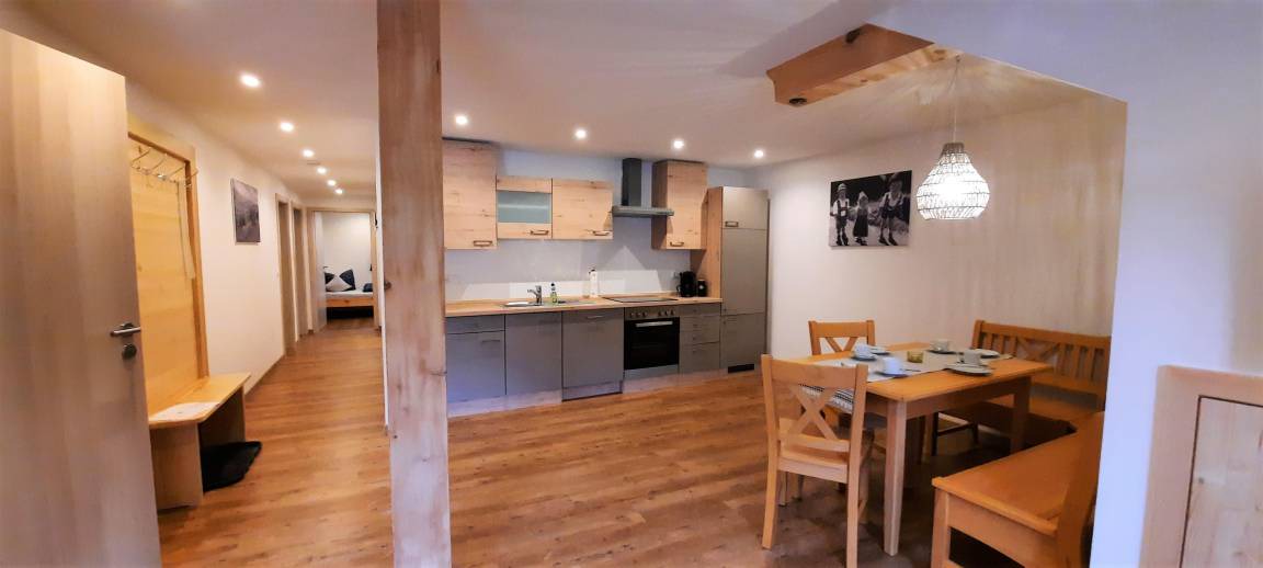 Thalkirchdorf Apartment | 75 m² Apartment ∙ 2 bedrooms ∙ 5 guests