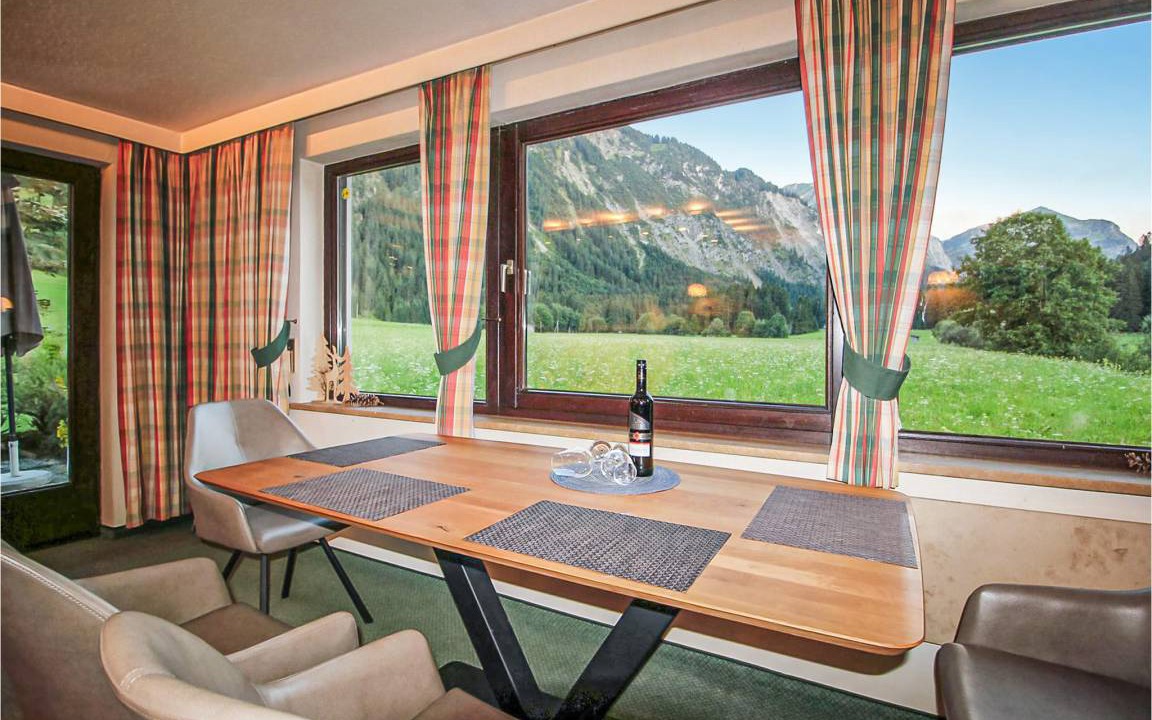 Tannheim House | 75 m² House ∙ 2 bedrooms ∙ 6 guests