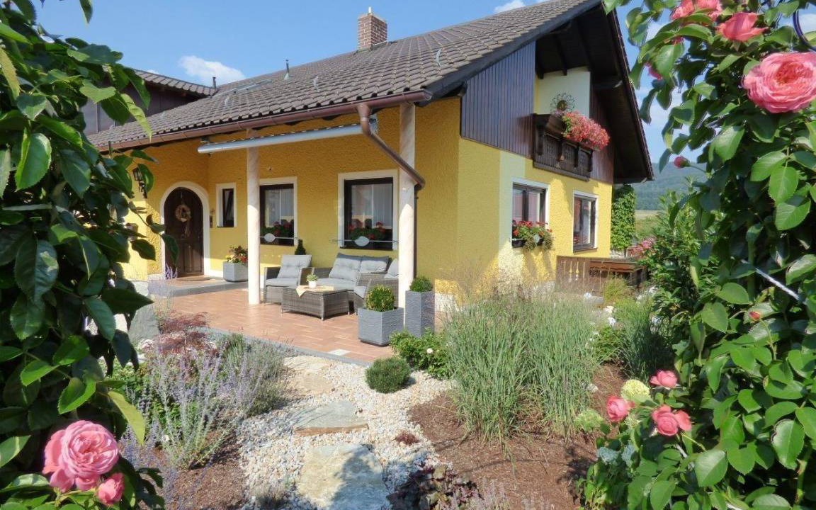 Gleissenberg Apartment | 80 m² Apartment ∙ 2 bedrooms ∙ 3 guests