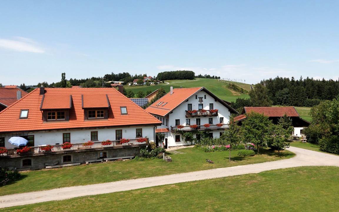 Buechlberg Apartment | 85 m² Apartment ∙ 2 bedrooms ∙ 5 guests